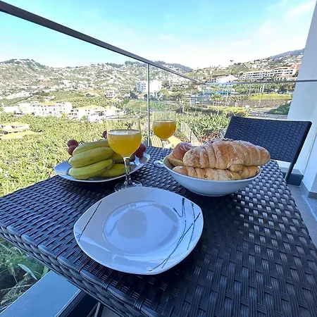 Saraiva Hills Ocean View Penthouse شقة