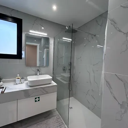 Saraiva Hills Ocean View Penthouse דירה