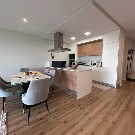 Saraiva Hills Ocean View Penthouse דירה *