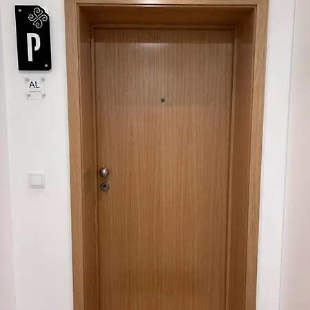 Saraiva Hills Ocean View Penthouse דירה *