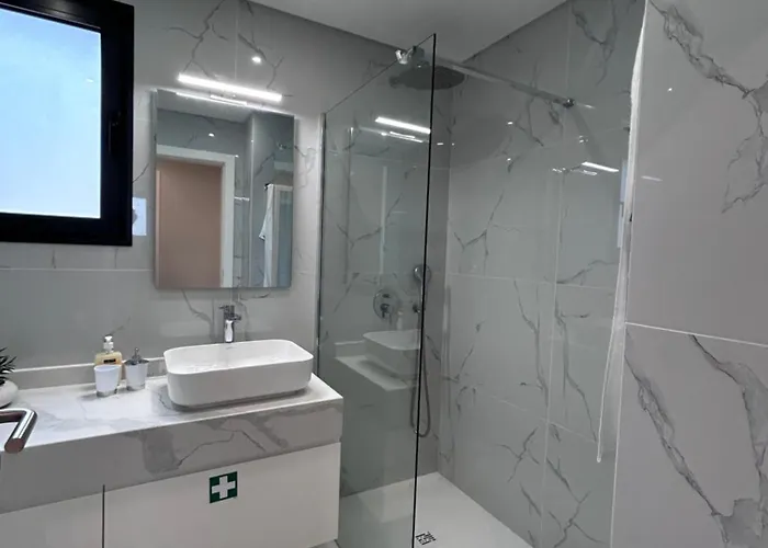 Saraiva Hills Ocean View Penthouse Apartament